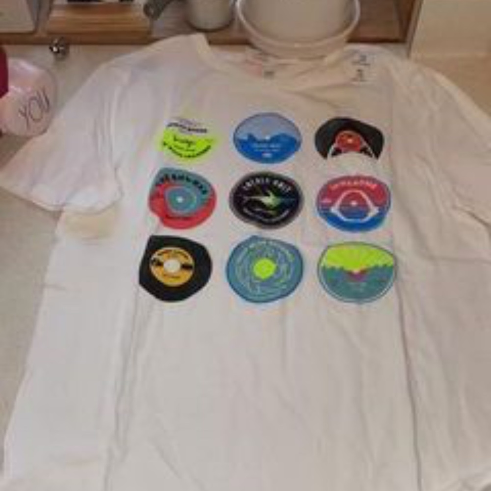 gap kids large (10), medium (8) and small (6/7) avail NWT - yes